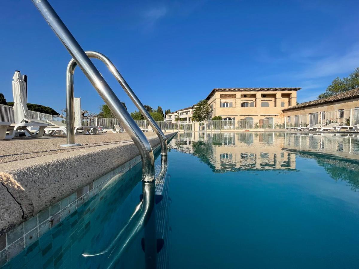 Studio 2 - Les Suites De Robinson - Residence Avec Piscine En Bord De Siagne, A Мандельє-ла-Напуль Екстер'єр фото